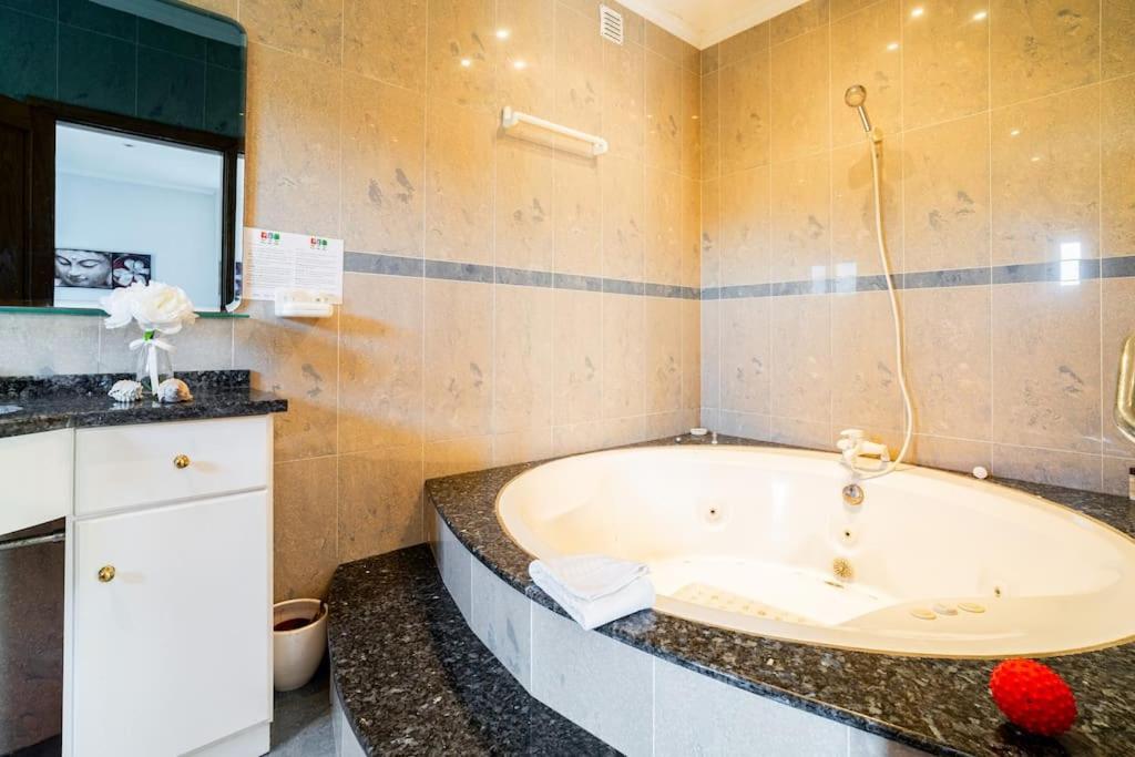 Casa Monte Beira Rio Touguinho Экстерьер фото